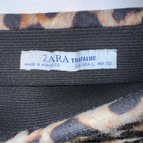 Zara Pencil Skirt Animal Print Size Large Midi Soft Stretch Knit Pull-On - Picture 3 of 6